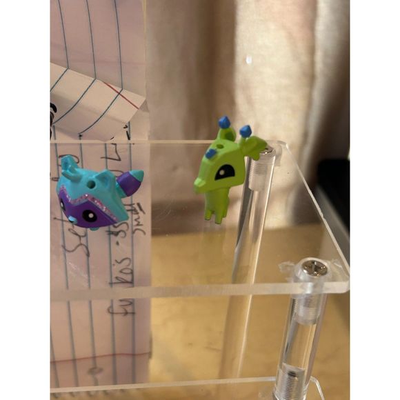 🔥🔥🔥Kinder Toys and mind craft Mystery Box 5 pc per box - Picture 6 of 12